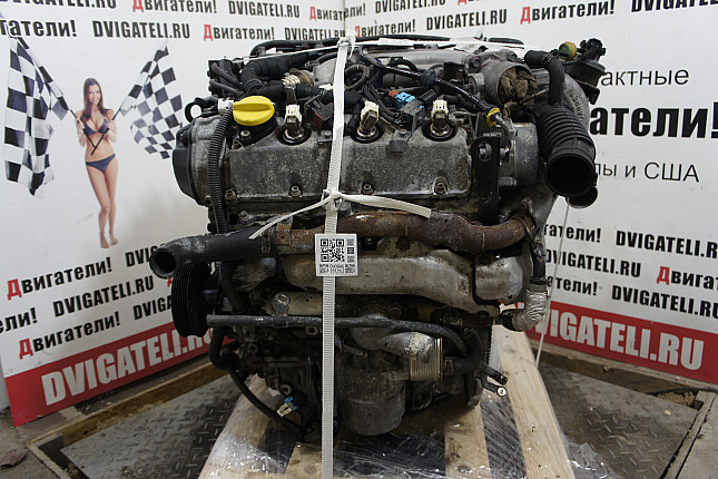 Двигатель вид с боку Opel Y 30 DT