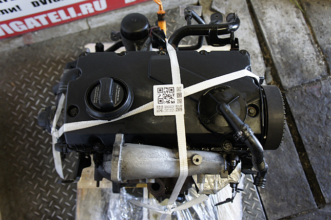Фотография контрактного двигателя сверху VW AVF