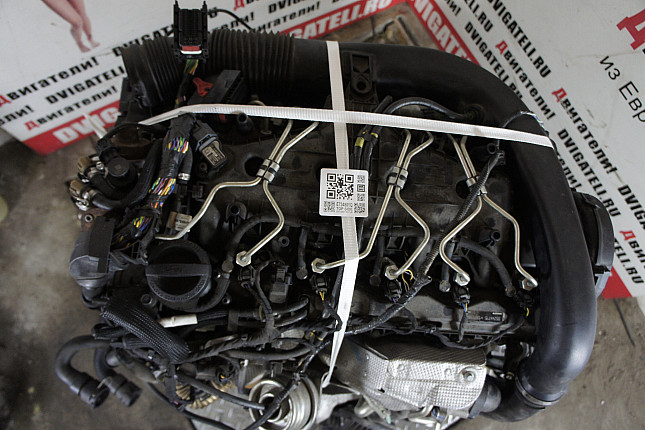Фотография контрактного двигателя сверху Volvo D 5244 T15