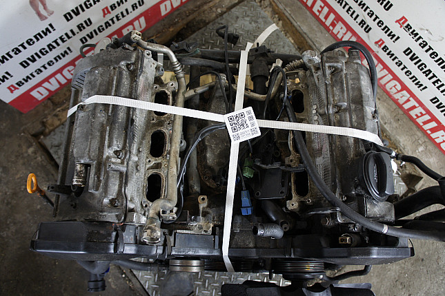 Фотография контрактного двигателя сверху Audi ARJ