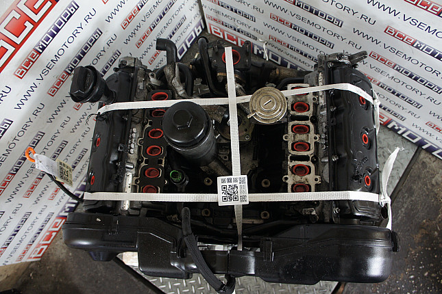 Фотография контрактного двигателя сверху AUDI AKE