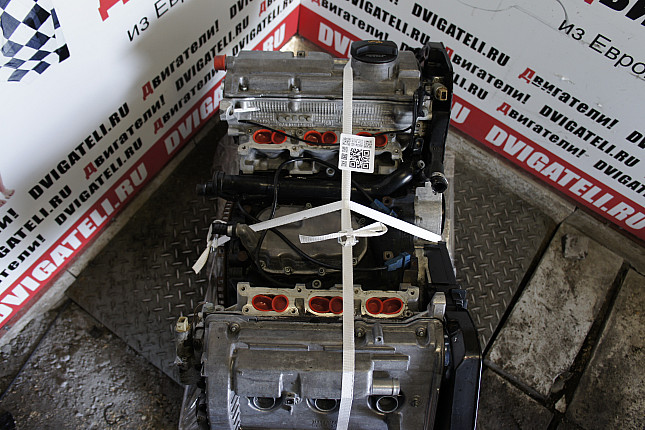 Фотография контрактного двигателя сверху Audi ALF