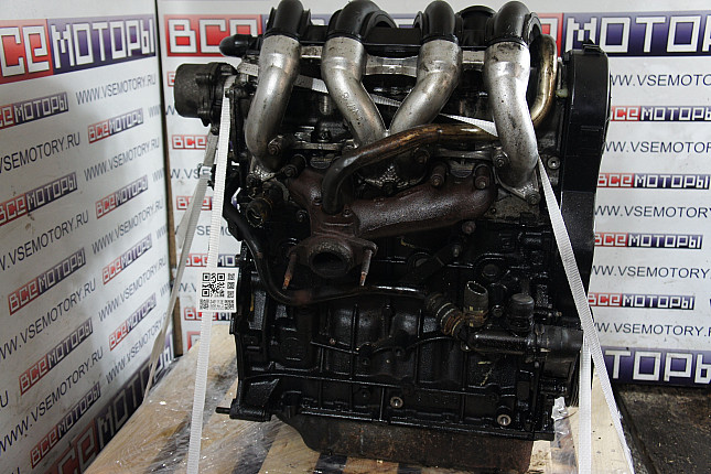 Двигатель вид с боку PEUGEOT WJY (DW8B)