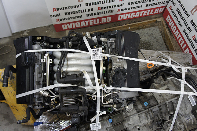 Фотография контрактного двигателя сверху Audi BDV + АКПП(FAM)