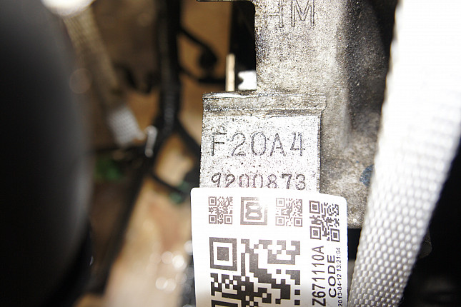 Номер двигателя и фотография площадки HONDA F20A4