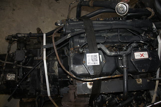 Фотография контрактного двигателя сверху MAN d0824 + 6МКПП (ZF)