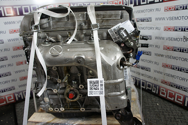 Двигатель вид с боку SUZUKI M13A