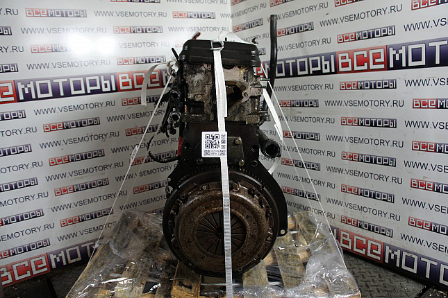 Двигатель вид с боку FIAT 8140.67