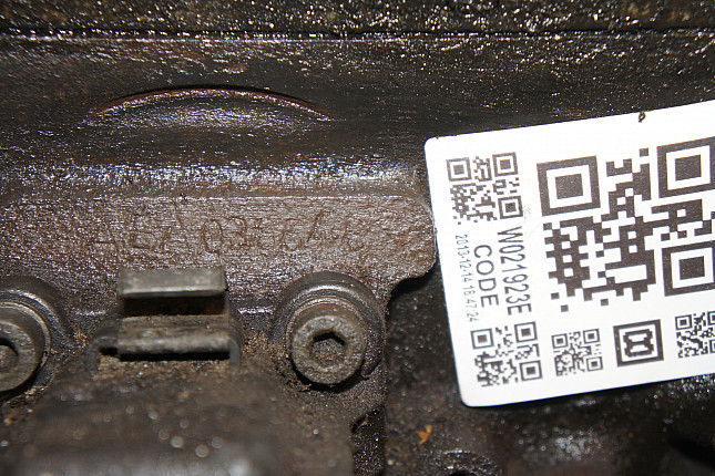 Номер двигателя и фотография площадки VW ABA