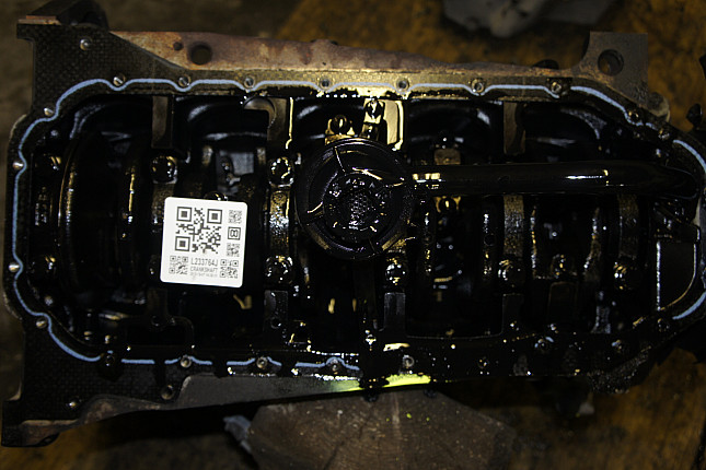 Фотография блока двигателя без поддона (коленвала) Volvo D 5252 T