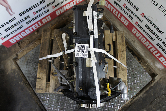 Фотография контрактного двигателя сверху KIA RF