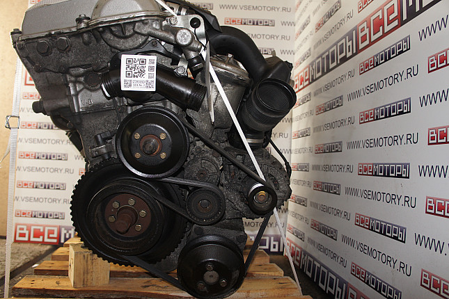 Двигатель вид с боку BMW M 52 B 20 (206S3)
