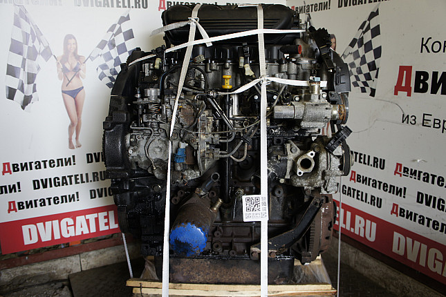 Двигатель вид с боку Peugeot T9A (DJ5)