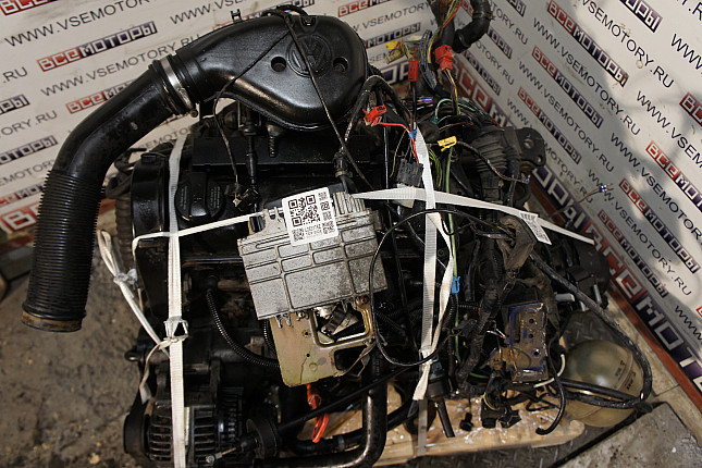 Фотография контрактного двигателя сверху VW AAM+МКПП