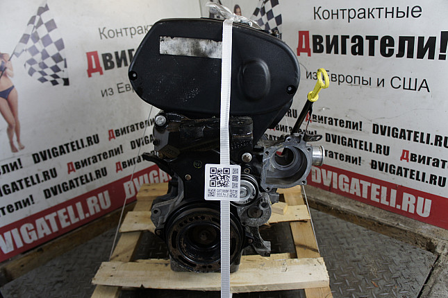 Двигатель вид с боку Opel Z18XER
