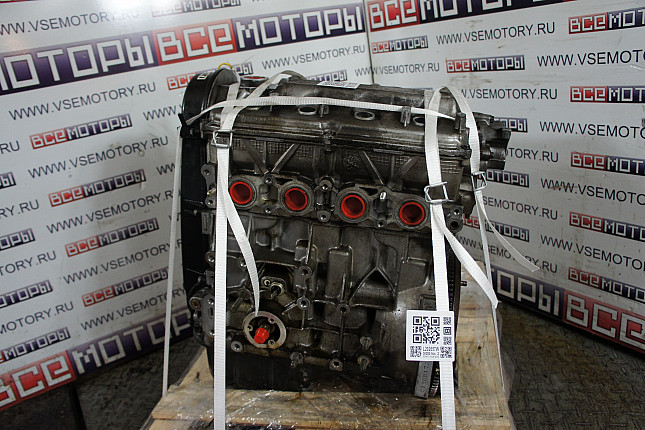 Двигатель вид с боку SUZUKI G13BB