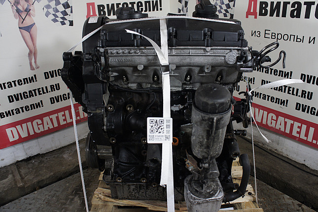 Двигатель вид с боку VW ANU