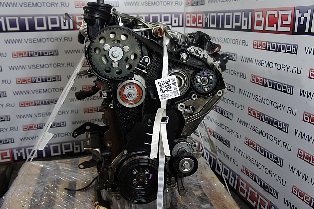 Двигатель вид с боку VW CBBB