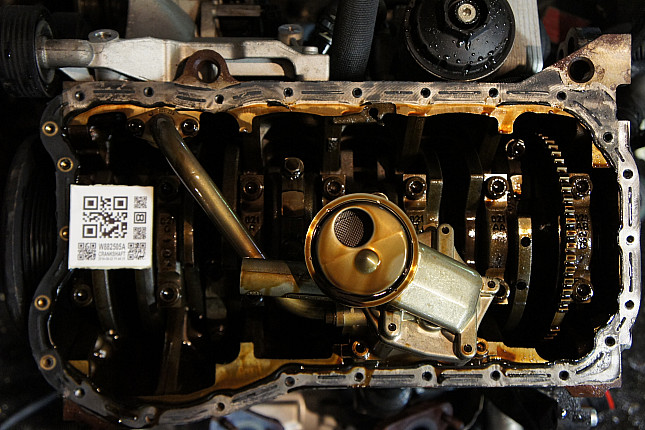 Фотография блока двигателя без поддона (коленвала) AUDI BUB