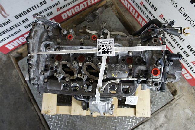 Фотография контрактного двигателя сверху Nissan M9R