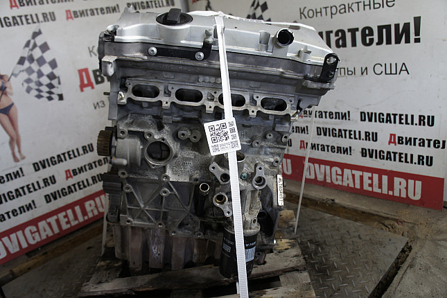 Двигатель вид с боку VW ALT