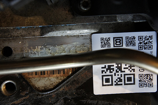 Номер двигателя и фотография площадки VW AXP