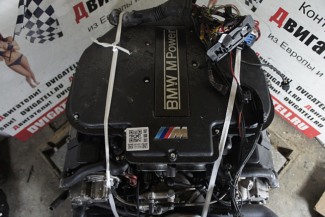 Фотография контрактного двигателя сверху BMW S62 B50 + коса проводов  