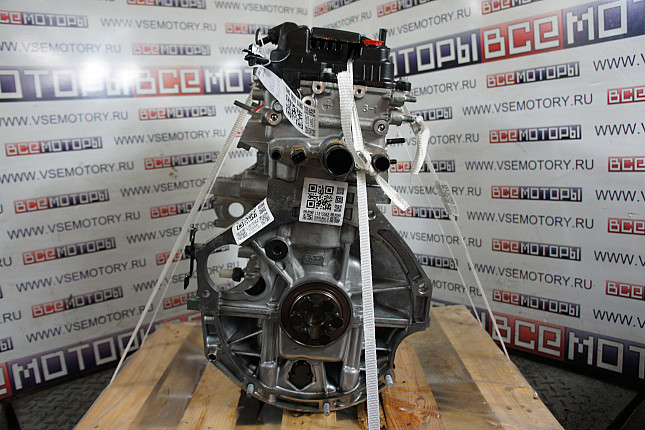 Двигатель вид с боку HYUNDAI G4LA