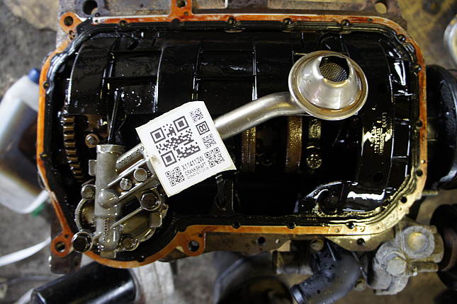 Фотография блока двигателя без поддона (коленвала) VW AEB
