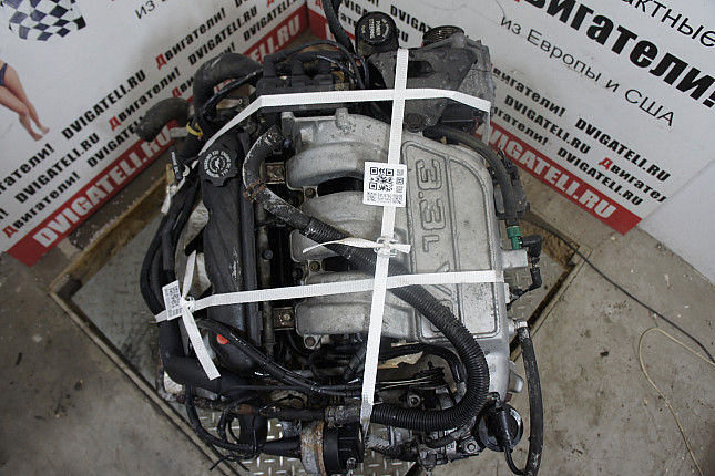 Фотография контрактного двигателя сверху Chrysler EGA