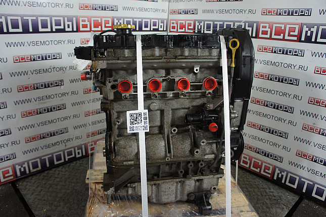 Двигатель вид с боку ROVER 18 K4F