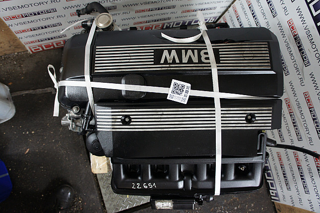 Фотография контрактного двигателя сверху BMW M 54 B 22 (226S1)